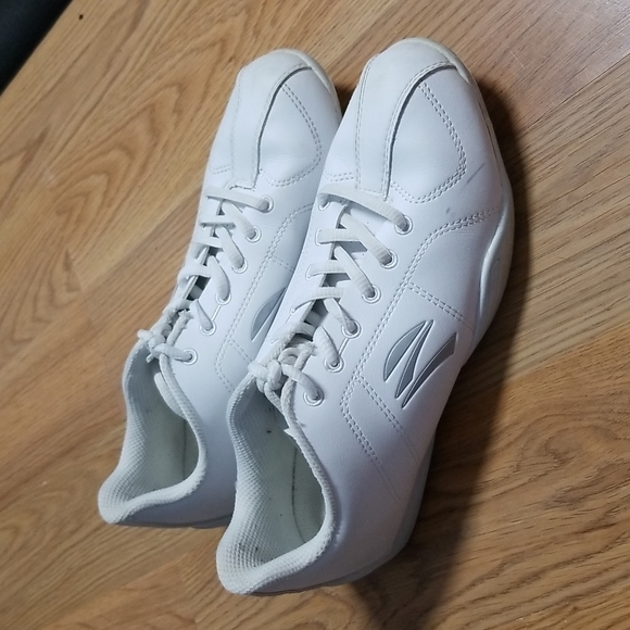 Zephz Shoes Zephz Cheer Tumbling Shoes White Althetic Size 75